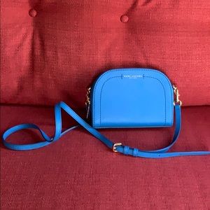 Marc Jacobs Bags - Marc Jacobs cross body bag Marc Jacobs Bags - Marc Jacobs cross body bag